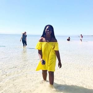 Meet your Posher, Omolayo